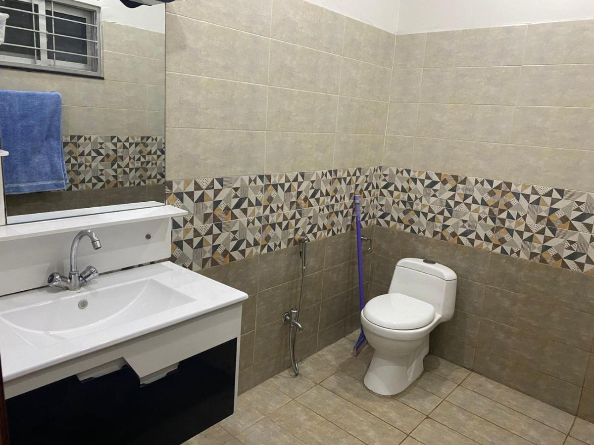 Grey Orchard Homestay - A Family Place ลาฮอร์ ภายนอก รูปภาพ