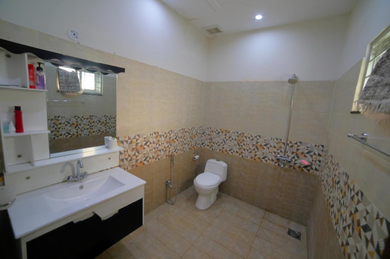 Grey Orchard Homestay - A Family Place ลาฮอร์ ภายนอก รูปภาพ