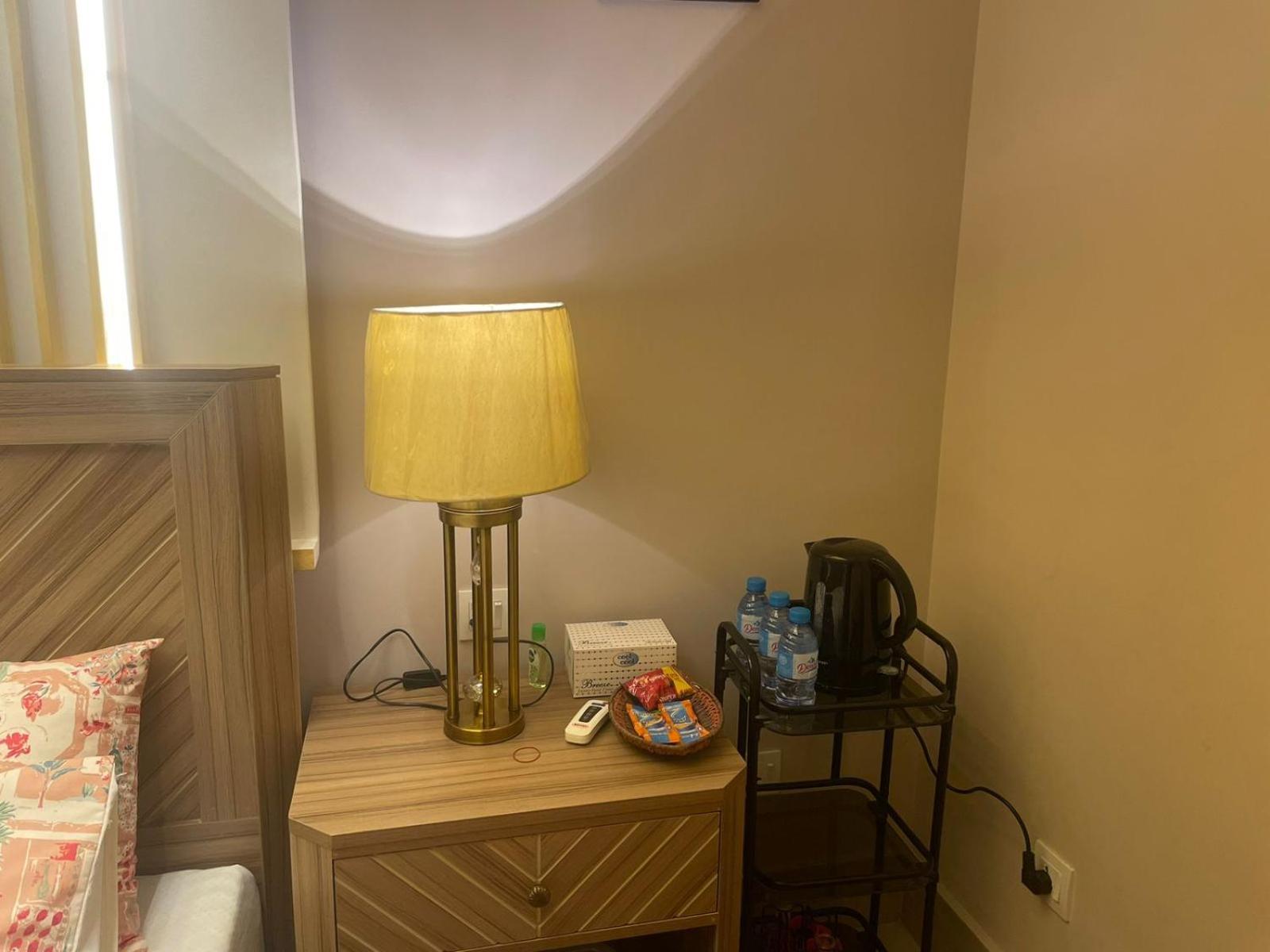 Grey Orchard Homestay - A Family Place ลาฮอร์ ภายนอก รูปภาพ
