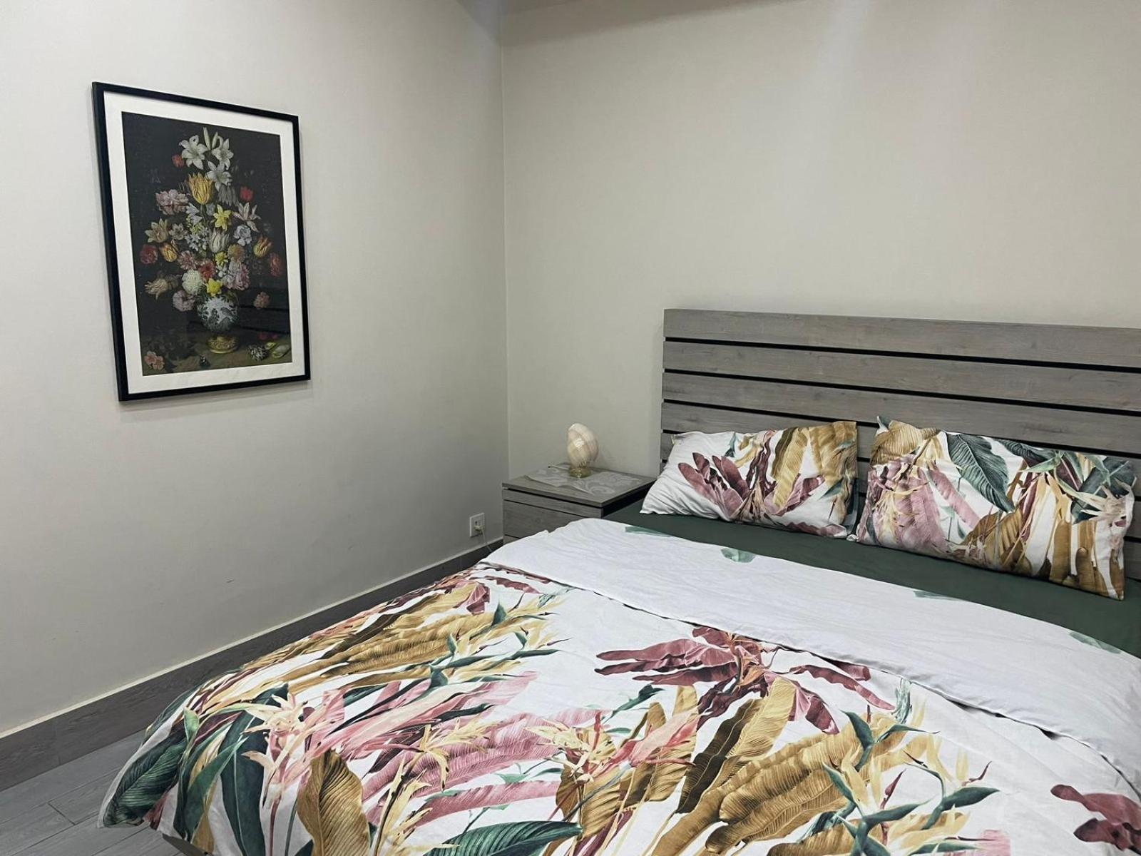 Grey Orchard Homestay - A Family Place ลาฮอร์ ภายนอก รูปภาพ